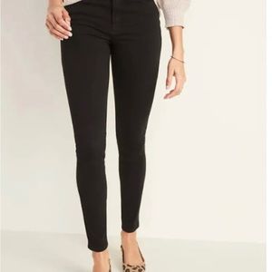 Old Navy Rockstar Jean